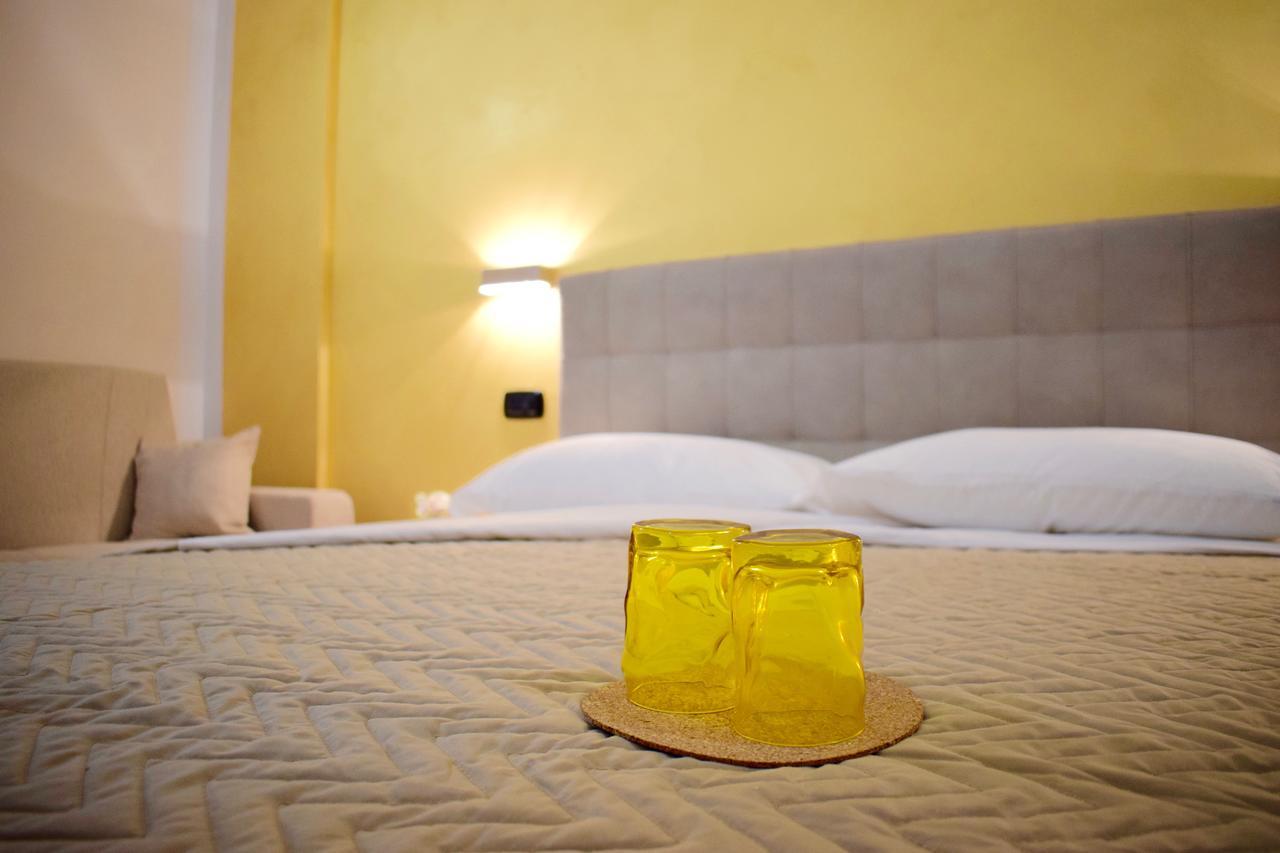 Corallo Rooms Salerno Ngoại thất bức ảnh