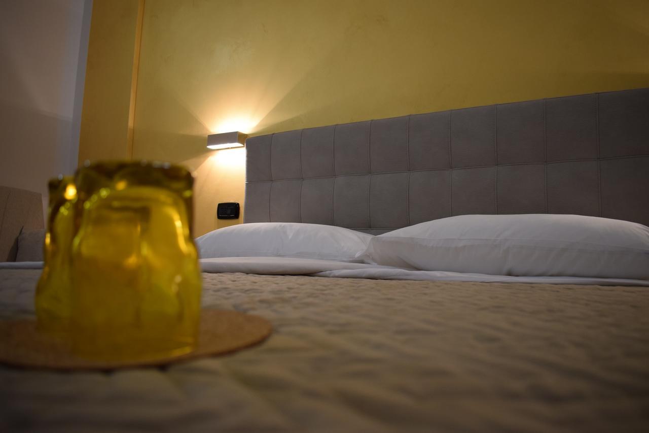 Corallo Rooms Salerno Ngoại thất bức ảnh
