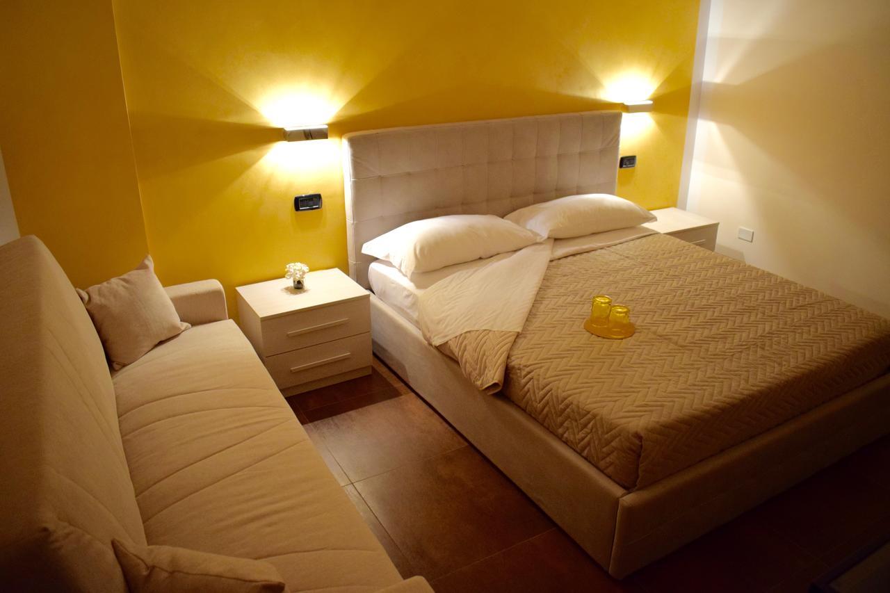 Corallo Rooms Salerno Ngoại thất bức ảnh